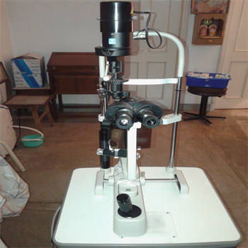 Slit lamp examination equipment